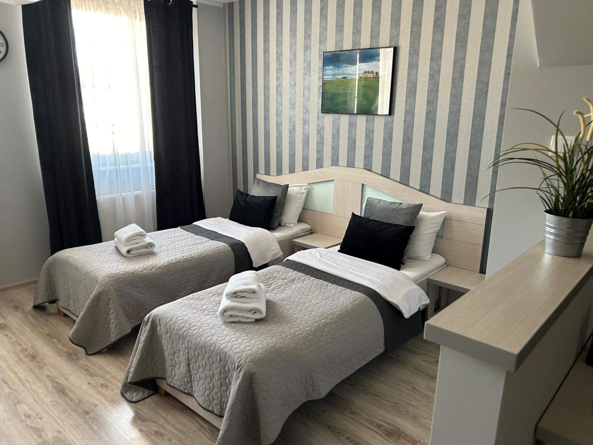H-T-L Apartamenty Junior Nowa Sol Ngoại thất bức ảnh